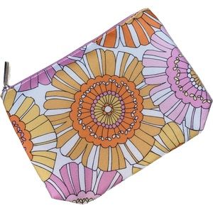 NEW Clinique Cute Flower Make-up Bag